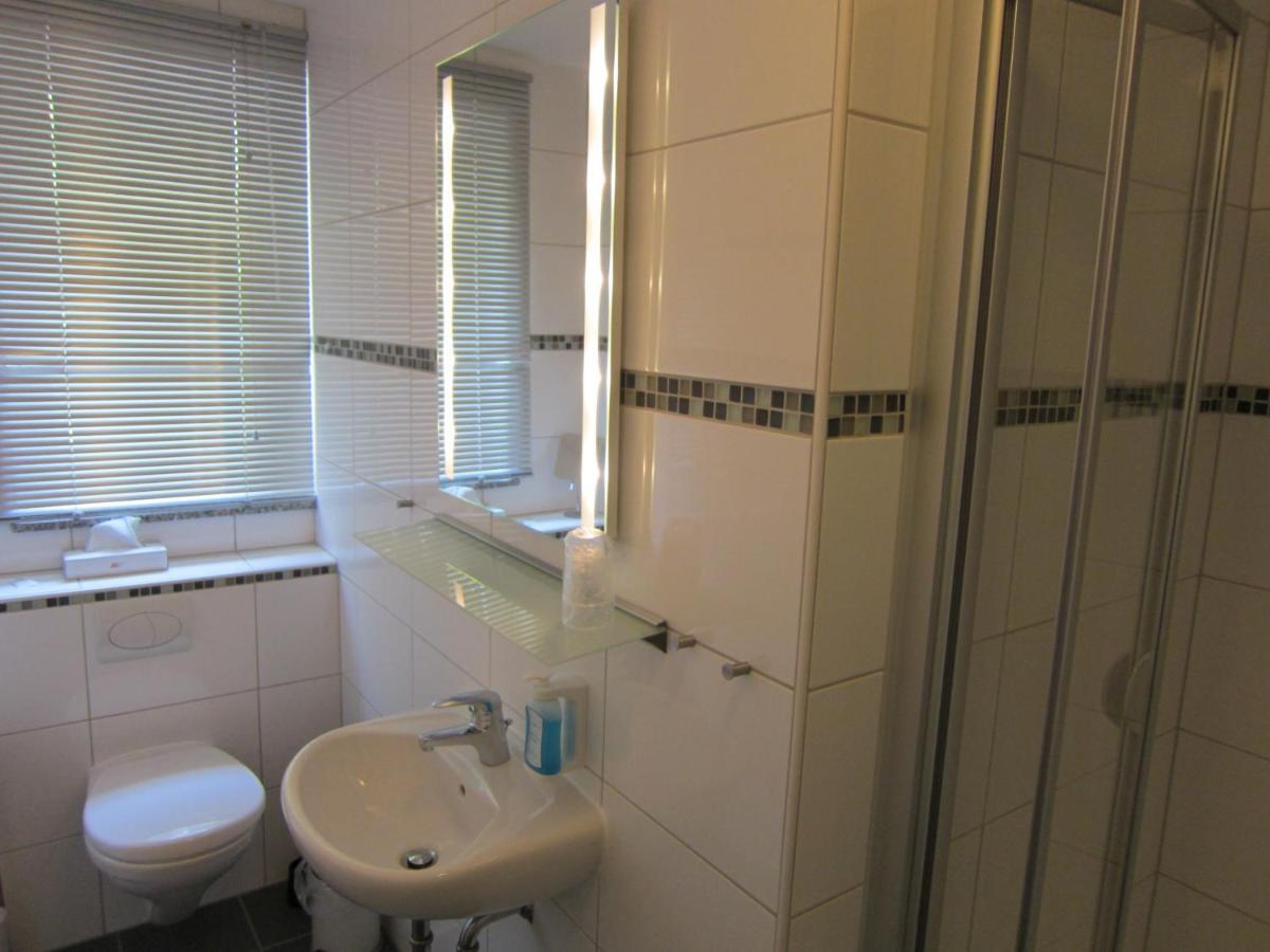 Hotel & Gasthaus Sterngrund Zella-Mehlis Extérieur photo